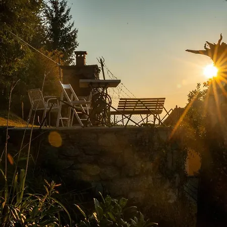 Serok: Casa Nel Bosco Con Bio Sauna Apartmán